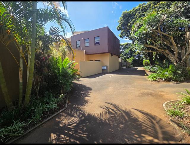 1,600M² BUILDING FOR SALE IN GILLITTS